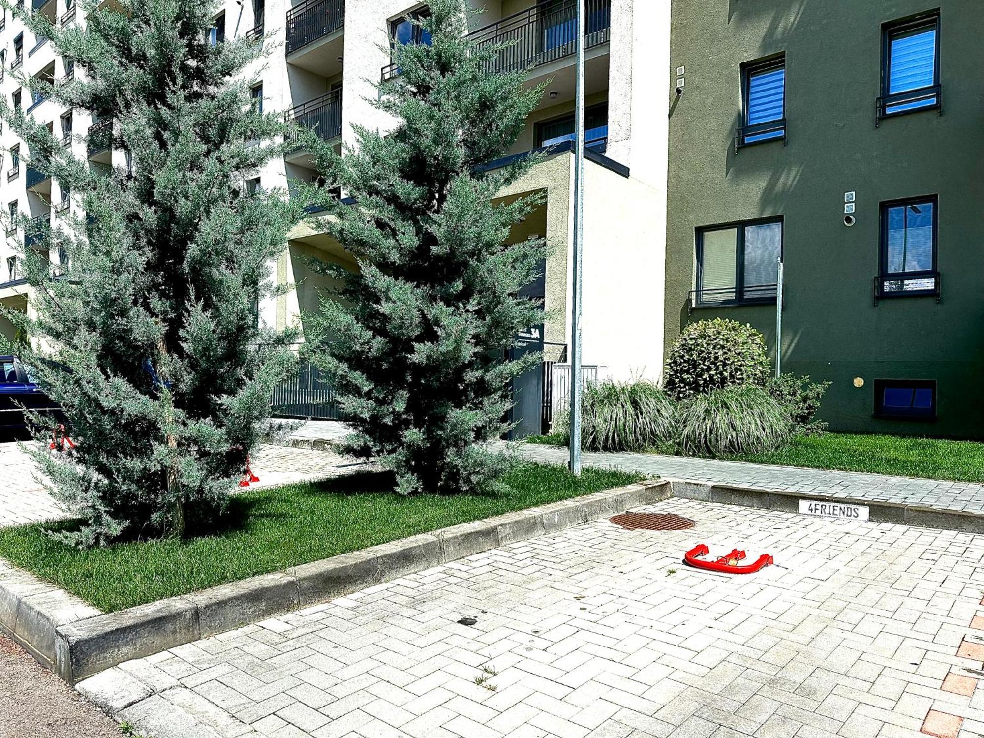 4Friendscoresibrasov Exterior photo